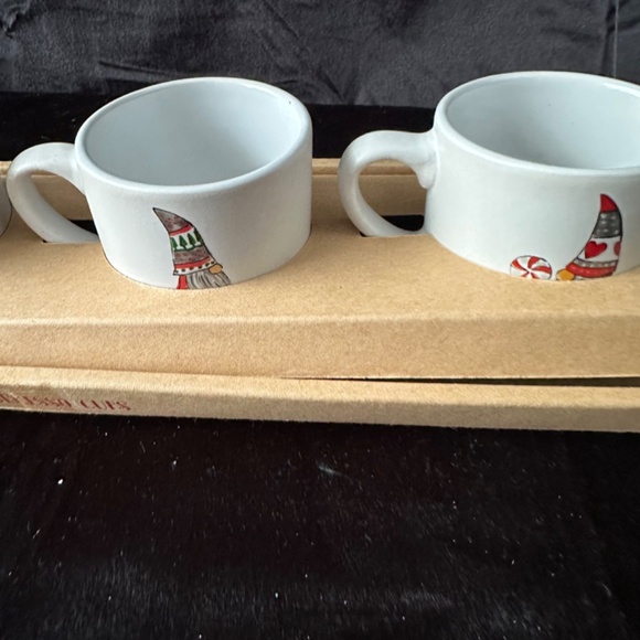 Sheffield Home set of 4  Gnome Espresso cups - Picture 4 of 9